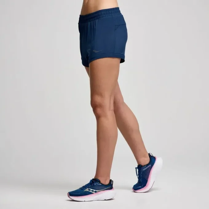 Outpace 3″ Shorts für Damen