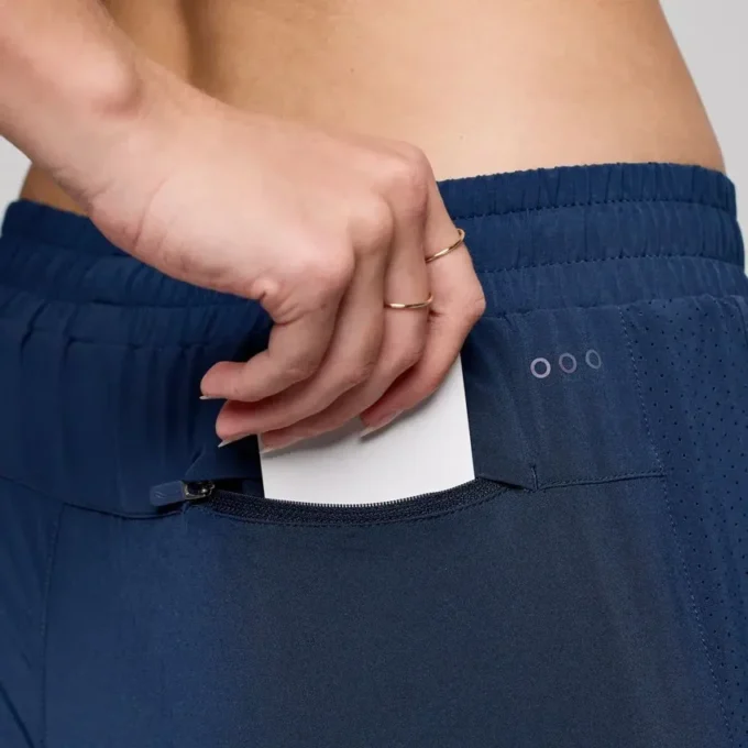 Outpace 3″ Shorts für Damen