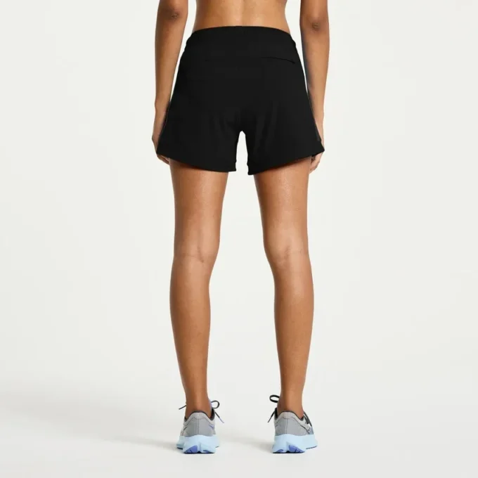 Outpace 5″ Shorts für Damen